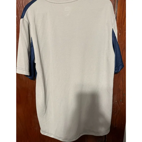 New York Yankees Majestic blue/gray tee size M NEW WITH TAGS - Picture 3 of 17